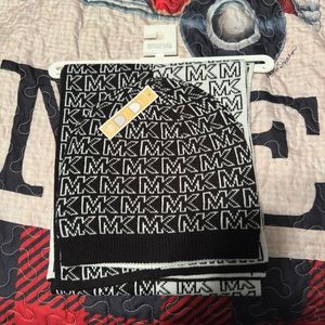 Michael kors hat and scarf set !